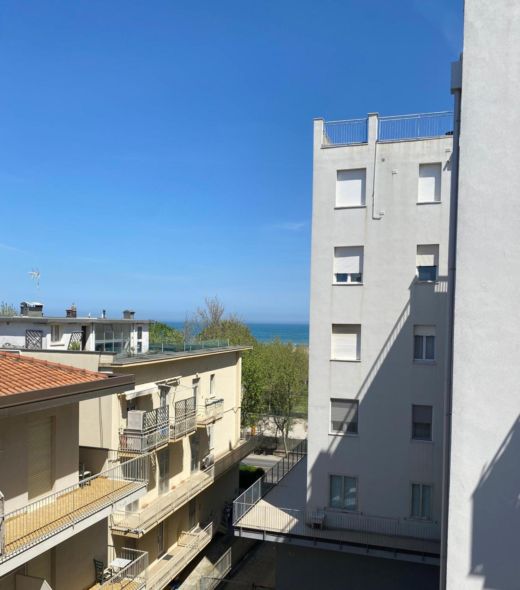 Hotel Loretta Rimini Exterior photo